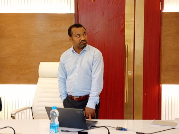 የአማራ ብሔራዊ ክልላዊ መንግስት የፍትሕና ሕግ ኢንስቲትዩት እንደገና ከተደራጀ በኋላ በተሰሩ ስራዎችና በቀጣይ የጋራ ድጋፍ በሚጠይቁ አጀንዳዎች ላይ ከክልሉ ምክር ቤት ጋር ምክክር አደረገ።