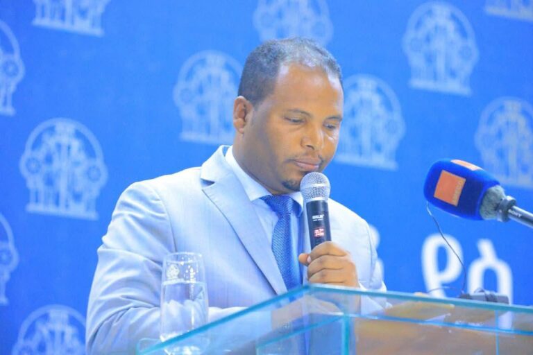 የአማራ ክልል የፍትሕና የህግ ኢኒስቲትዩት የ17ኛ ዙር የቅድመ ስራ ሰልጣኞችን አስመረቀ